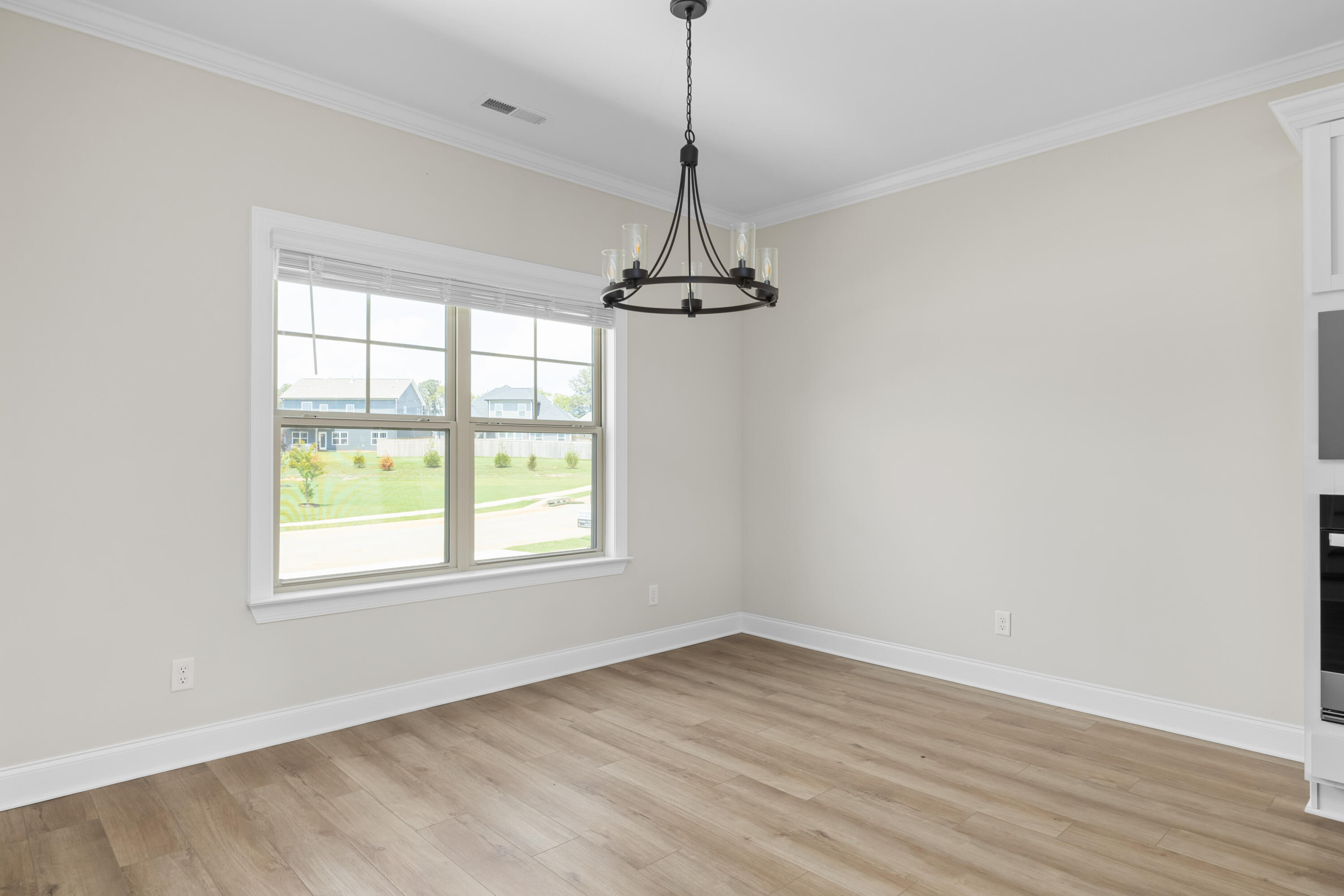 8860 Knolling Loop, Unit 37 Ooltewah, TN 37363 - Photo 9 of 32 IMG_7338