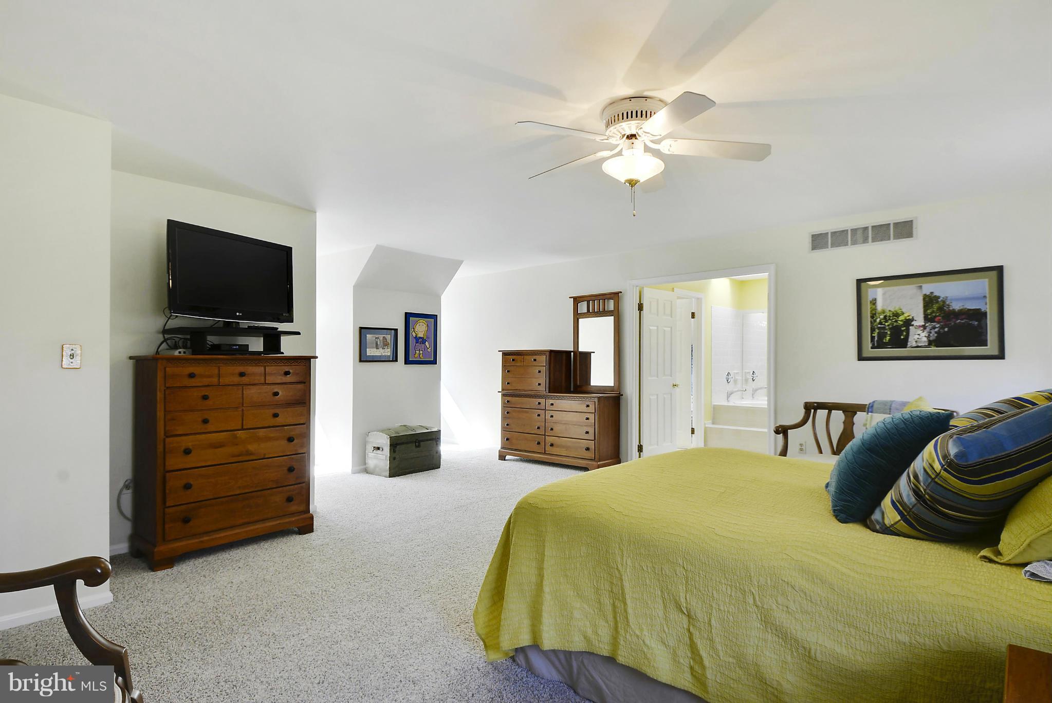 6 Old Sturbridge Road Arnold, MD 21012 - Photo 12 of 27 Huge Owner's Suite