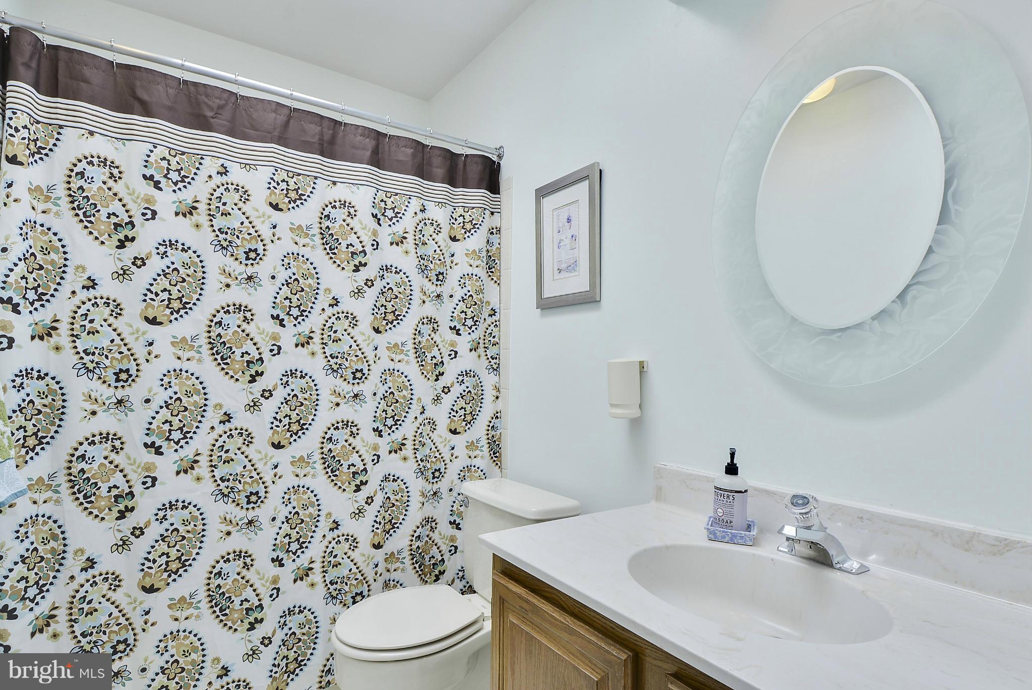 6 Old Sturbridge Road Arnold, MD 21012 - Photo 18 of 27 Hall Bath
