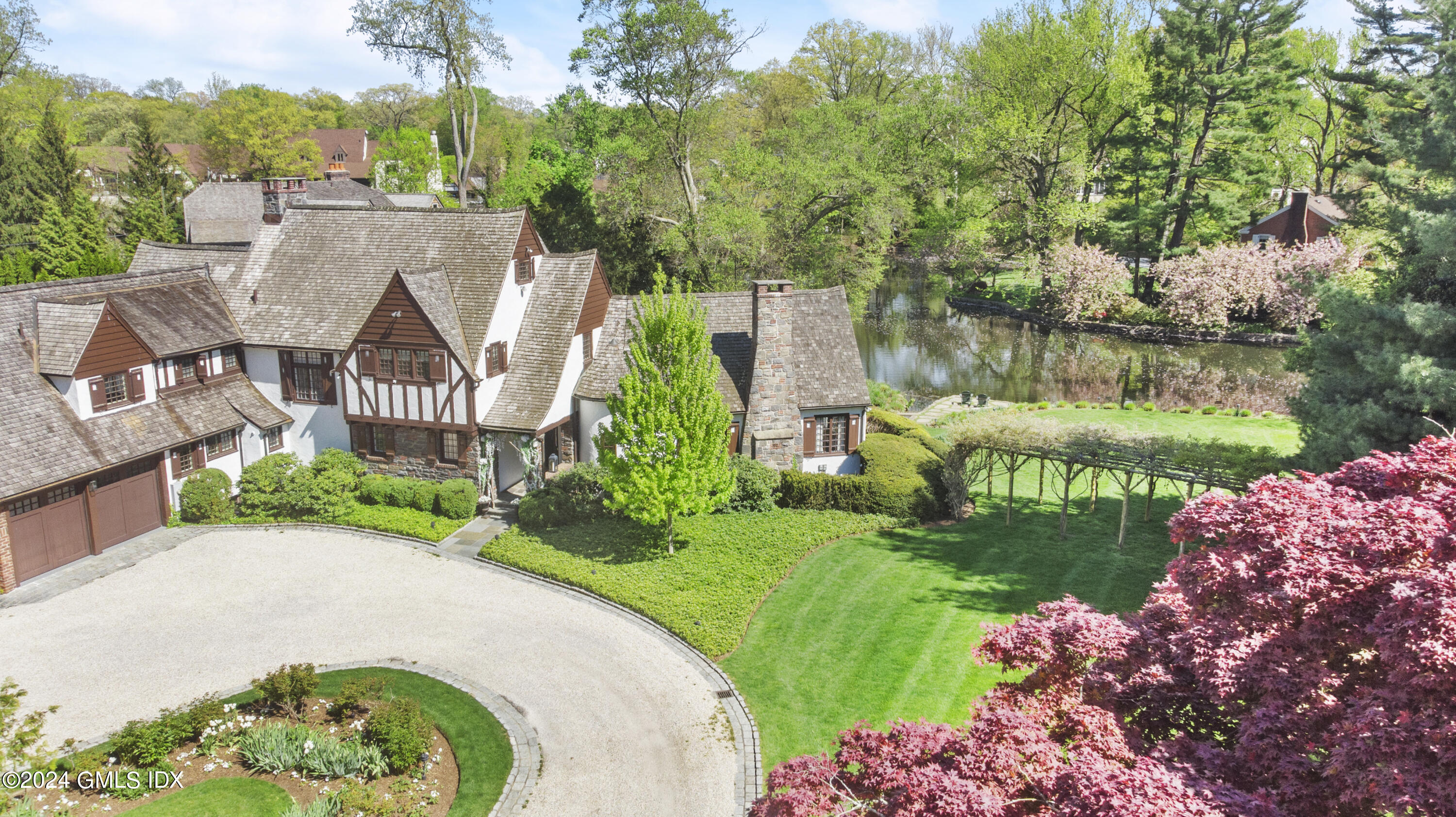 7 Orchard Drive Greenwich, CT 06830 - Photo 3 of 44 7 Orchard Drive