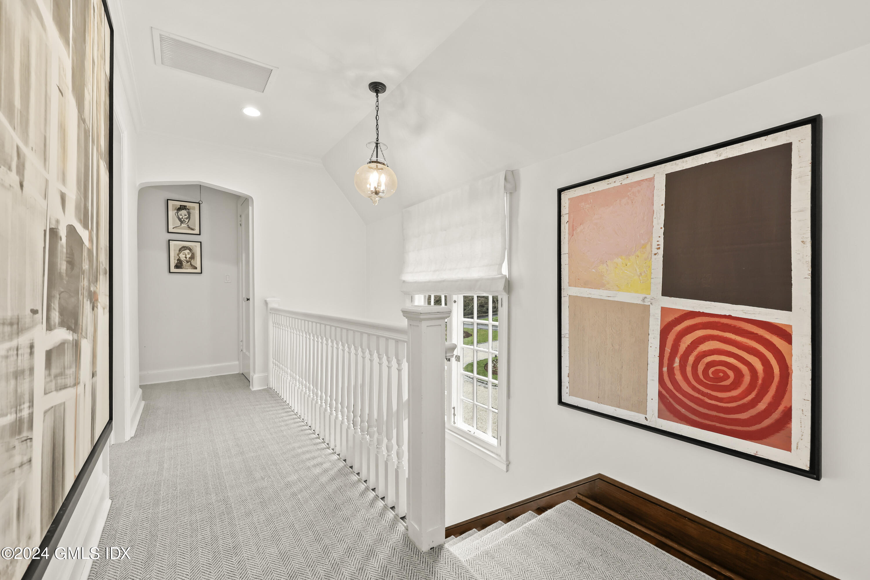 7 Orchard Drive Greenwich, CT 06830 - Photo 33 of 44 Hallway