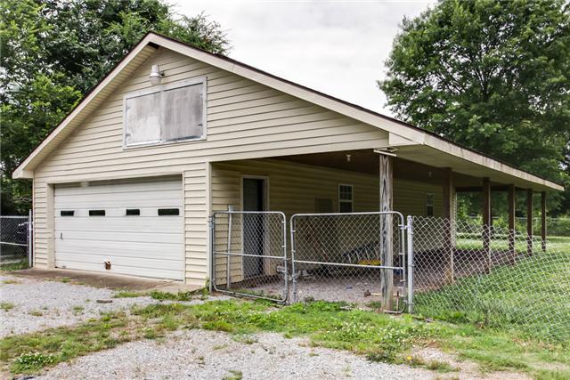 352 Shirley Road Smyrna, TN 37167 - Photo 18 of 20 Huge detached garage