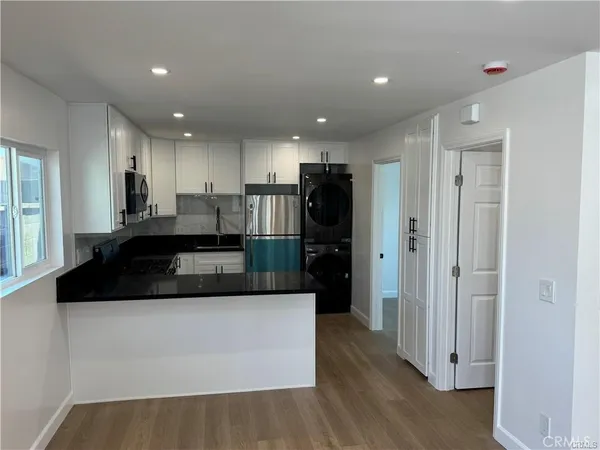 $2,500 | 6882 San Paco Circle, Unit B, Buena Park, CA 90620