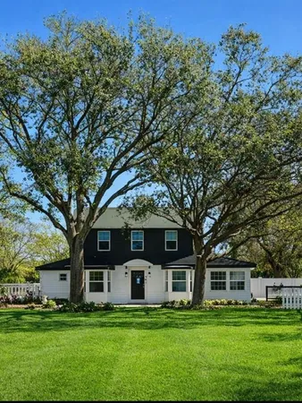 $617,700 | 301 81st Avenue Northeast, St. Petersburg, FL 33702