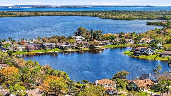 $617,700 | 301 81st Avenue Northeast, St. Petersburg, FL 33702