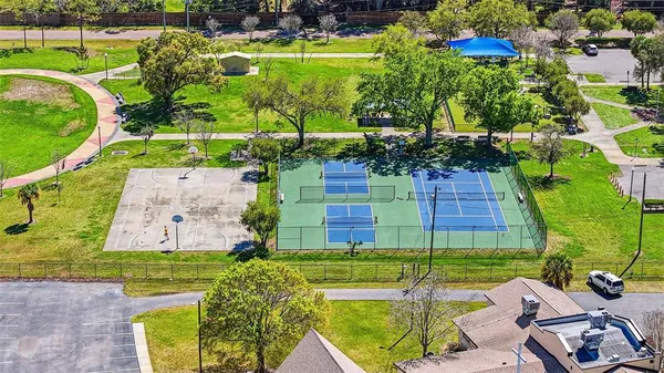 $617,700 | 301 81st Avenue Northeast, St. Petersburg, FL 33702