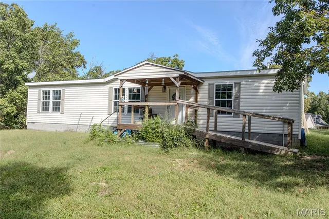 $210,000 | 20602 Laramie Road, St. Robert, MO 65584