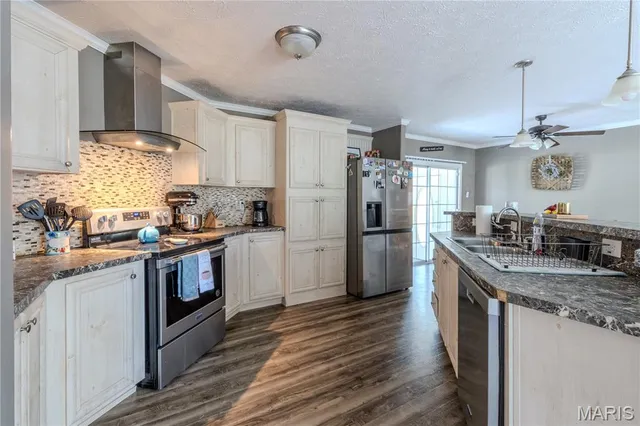 $210,000 | 20602 Laramie Road, St. Robert, MO 65584