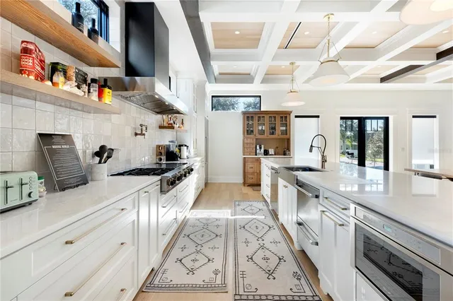 $20,000 | 319 West Frances Avenue, Tampa, FL 33602