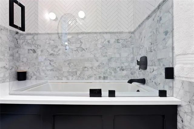 $20,000 | 319 West Frances Avenue, Tampa, FL 33602