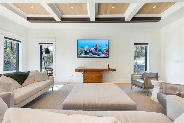 $17,500 | 319 West Frances Avenue, Tampa, FL 33602