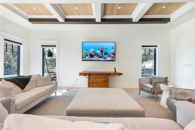 $20,000 | 319 West Frances Avenue, Tampa, FL 33602