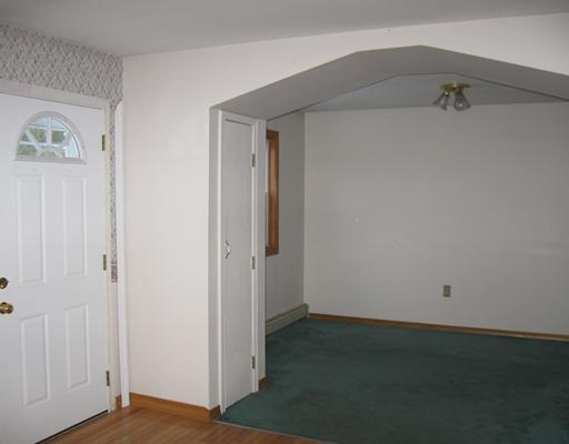 544 Lebanon Road Winterport, ME 04496 - Photo 7 of 11 Dining Room.