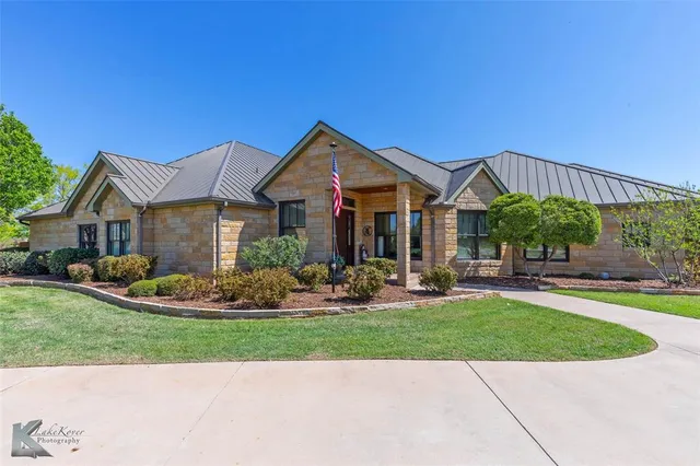 $1,225,000 | 4525 La Hacienda Drive, Abilene, TX 79602