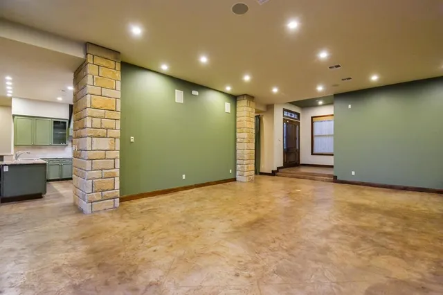 $1,225,000 | 4525 La Hacienda Drive, Abilene, TX 79602