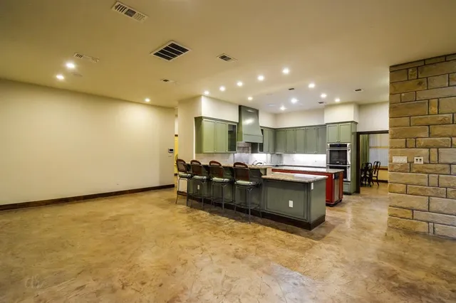 $1,225,000 | 4525 La Hacienda Drive, Abilene, TX 79602