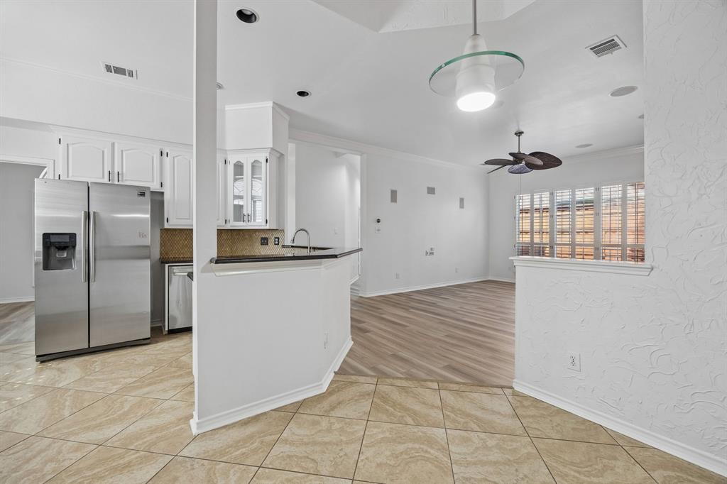 8608 Mill Creek Road Irving, TX 75063 - Photo 13 of 28
