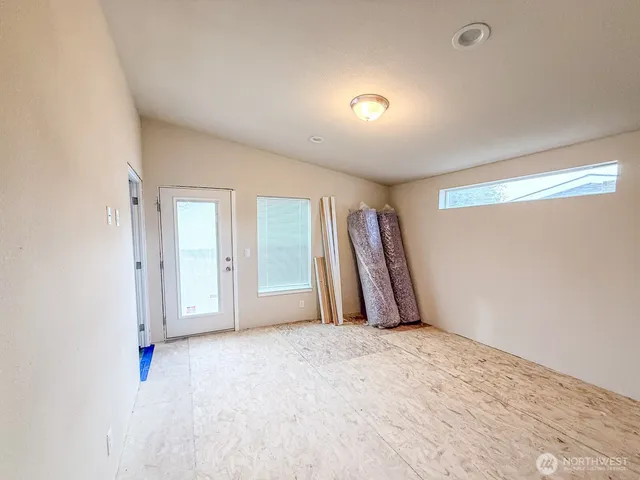 $377,900 | 2108 Crystal Mt. Dr. Drive, Unit 86, Enumclaw, WA 98022