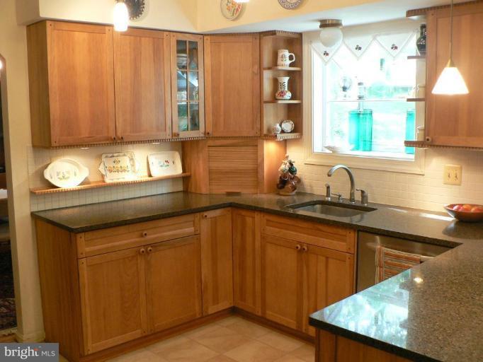 13918 Notley Road Silver Spring, MD 20904 - Photo 4 of 25 Kitchen #3