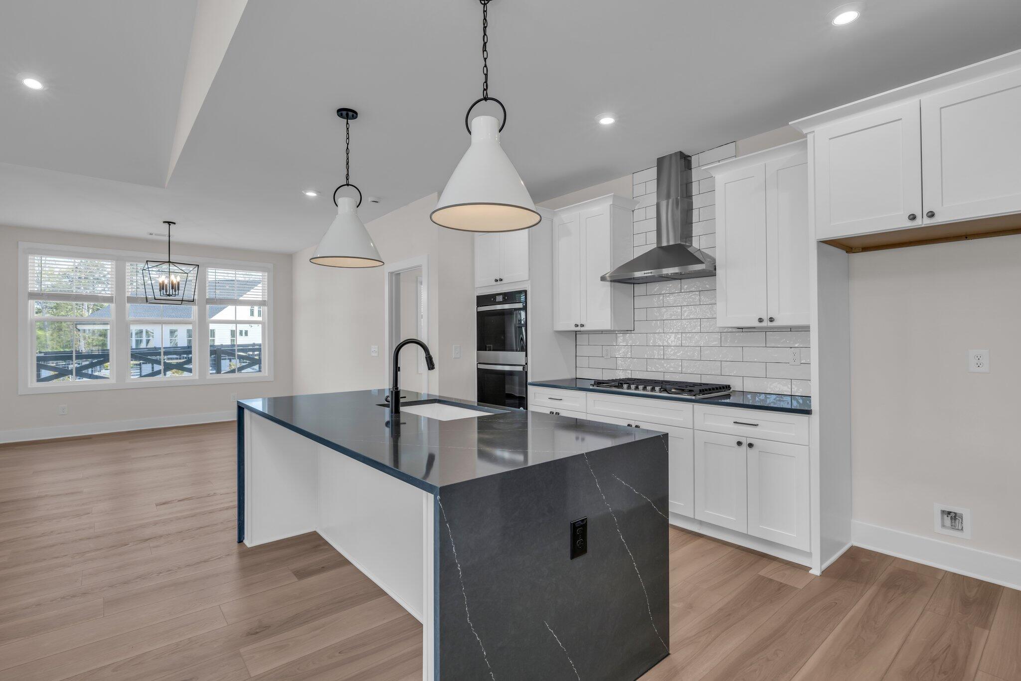 21-web-or-mls-2597-butlers-grn-cir