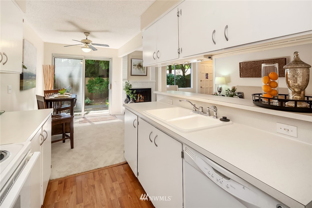 424 214th Street Southwest, Unit 24C Bothell, WA 98021 - Photo 10 of 15