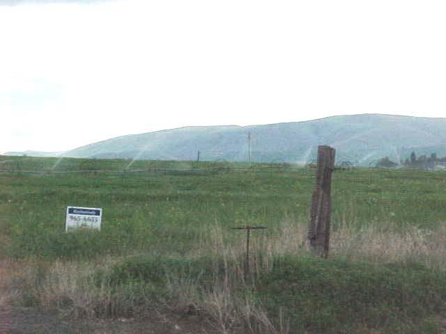 Nna Nna Beane Rd/postma Moxee, WA 98936 - Photo 3 of 7 a view of a field with an ocean view