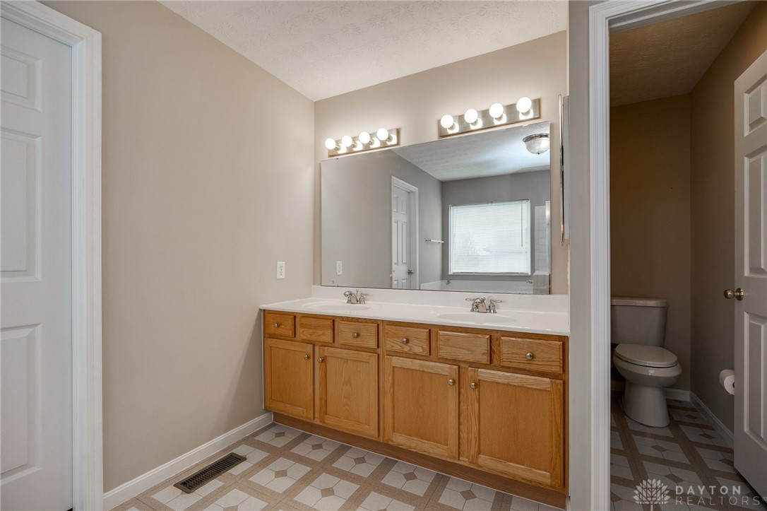 135 Farmridge Road Springboro, OH 45066 - Photo 23 of 38