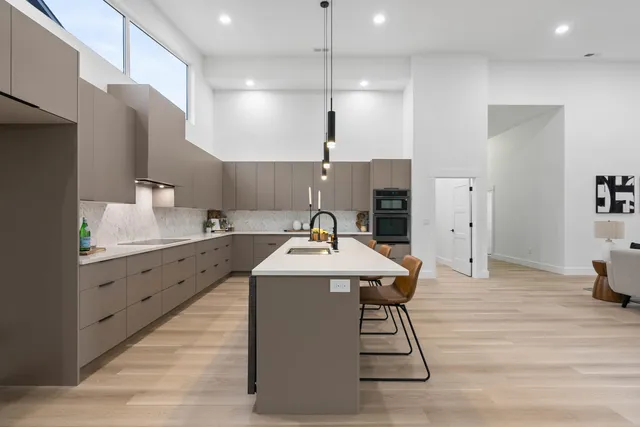 $571,000 | 2021 Blessed Drive, Inman, SC 29349