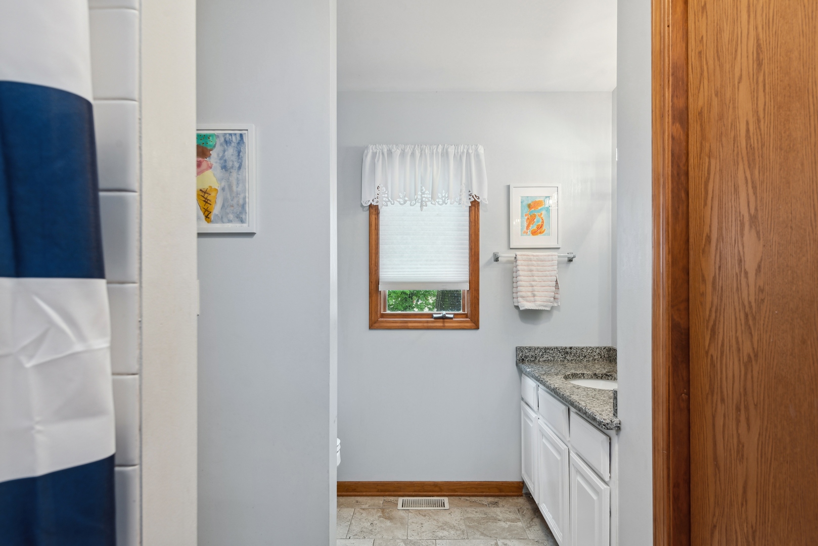 908 Pershing Drive Wauconda, IL 60084 - Photo 17 of 38 a kitchen with a refrigerator and a stove