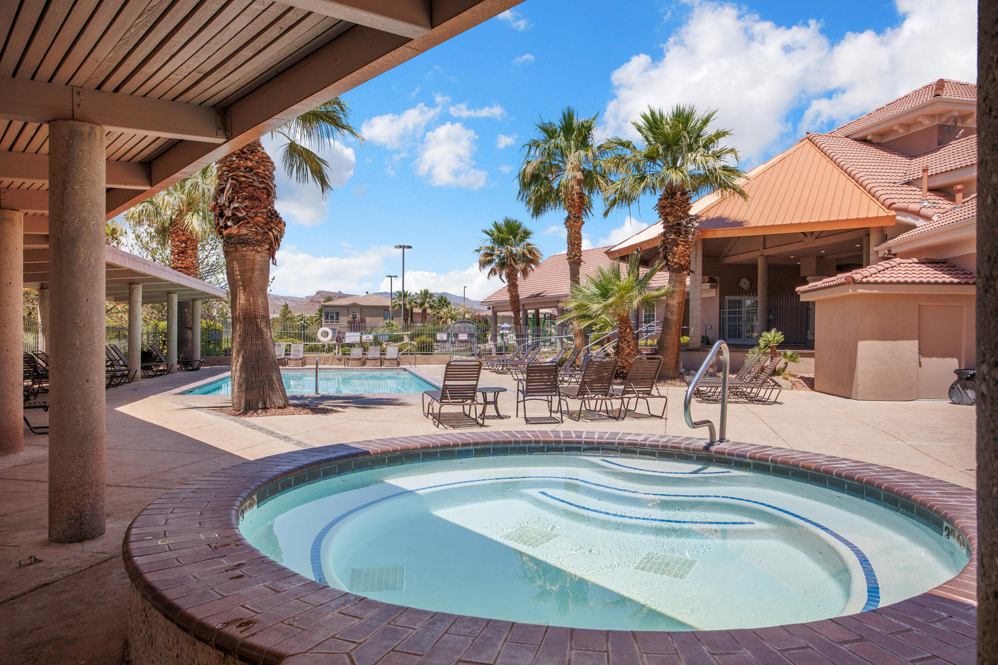2581 West Desert Springs Road St. George, UT 84770 - Photo 41 of 45 Hot Tub