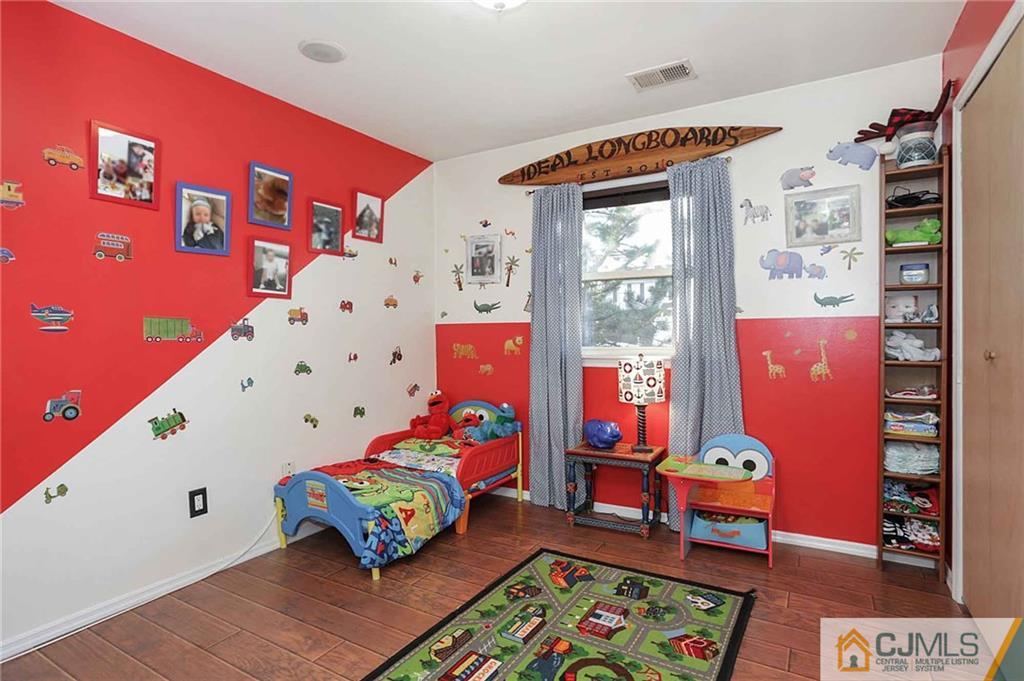 377 Halsey Road North Brunswick, NJ 08902 - Photo 15 of 25 Gallery Image 15