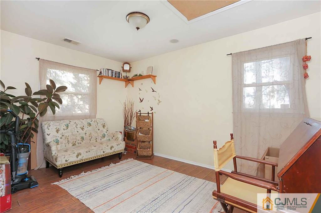 377 Halsey Road North Brunswick, NJ 08902 - Photo 16 of 25 Gallery Image 16