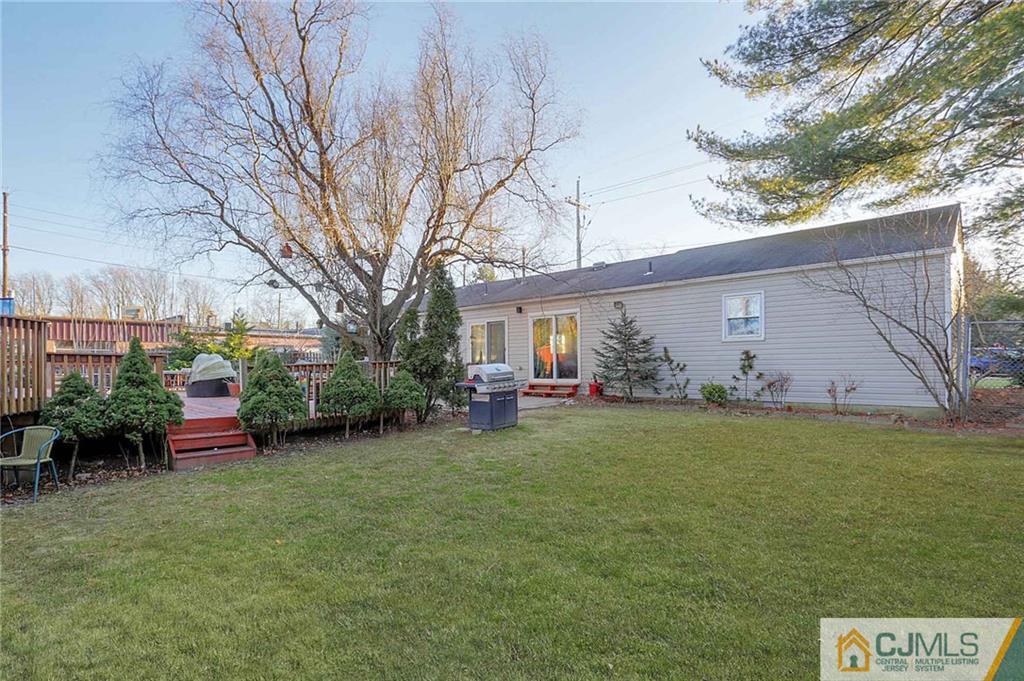 377 Halsey Road North Brunswick, NJ 08902 - Photo 19 of 25 Gallery Image 19
