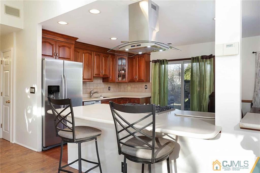 377 Halsey Road North Brunswick, NJ 08902 - Photo 8 of 25 Gallery Image 8