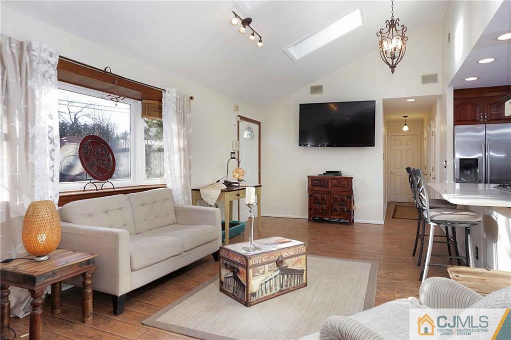 377 Halsey Road North Brunswick, NJ 08902 - Photo 9 of 25 Gallery Image 9