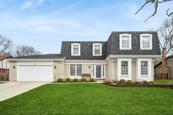 $949,900 | 3626 Radcliff Drive, Northbrook, IL 60062