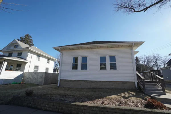 $152,000 | 419 North Main Street, Stockton, IL 61085