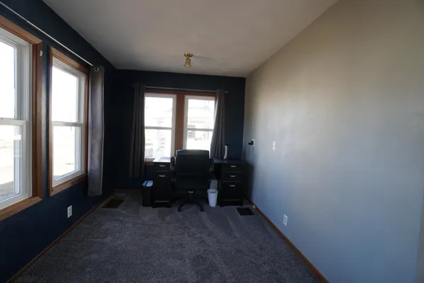 a view of empty room with window