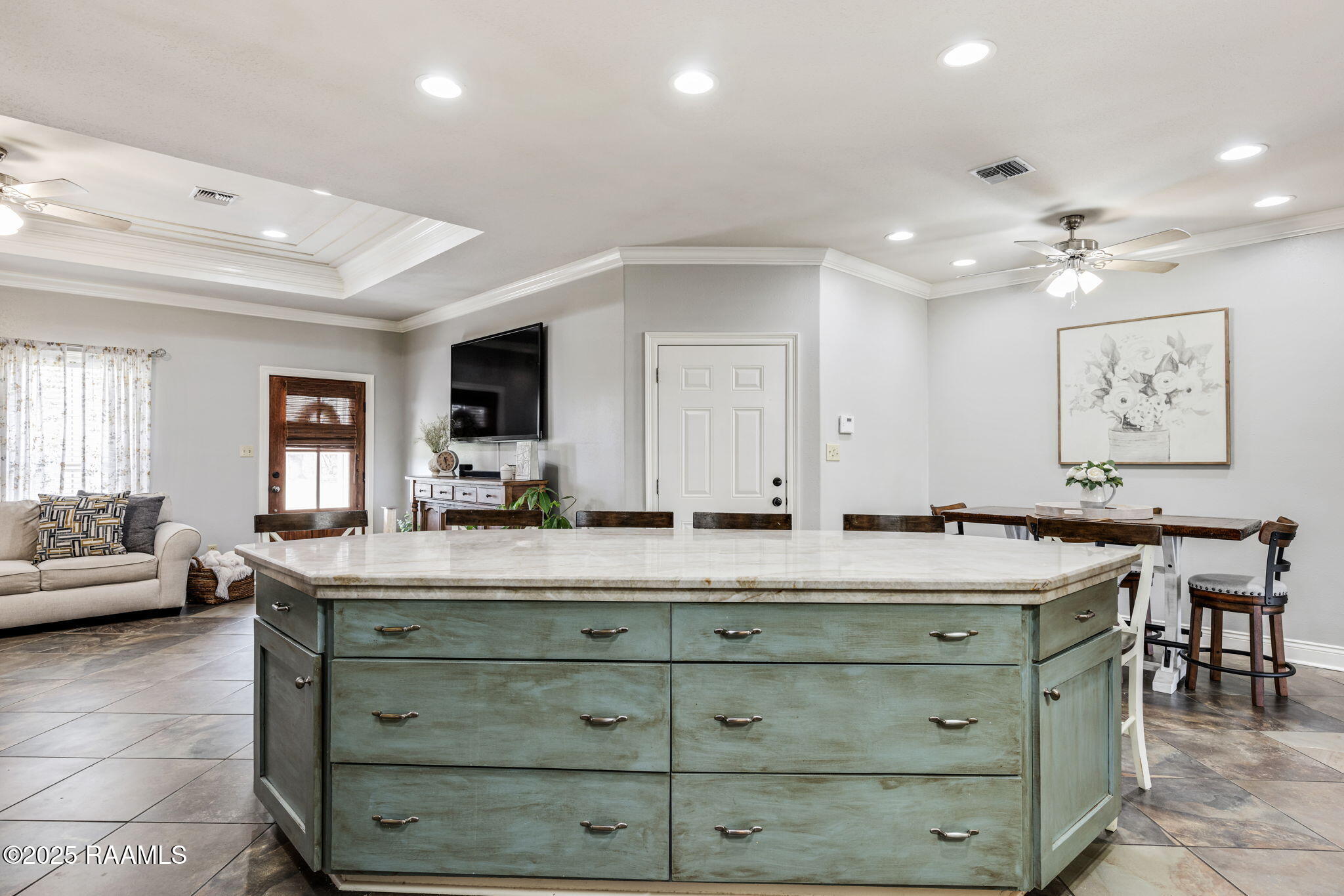 303 Sylvia Loop Scott, LA 70583 - Photo 12 of 33 11-web-or-mls-303 Sylvia Loop-11