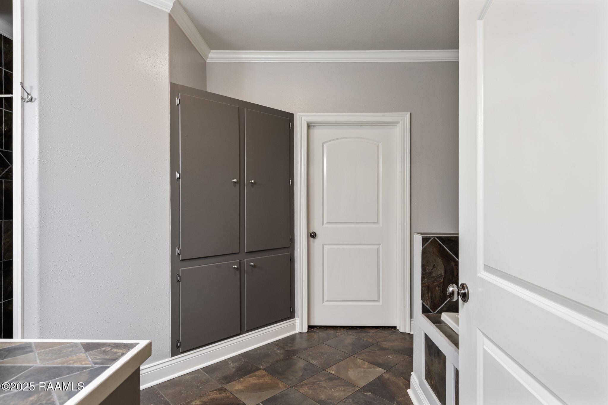 303 Sylvia Loop Scott, LA 70583 - Photo 17 of 33 16-web-or-mls-303 Sylvia Loop-16