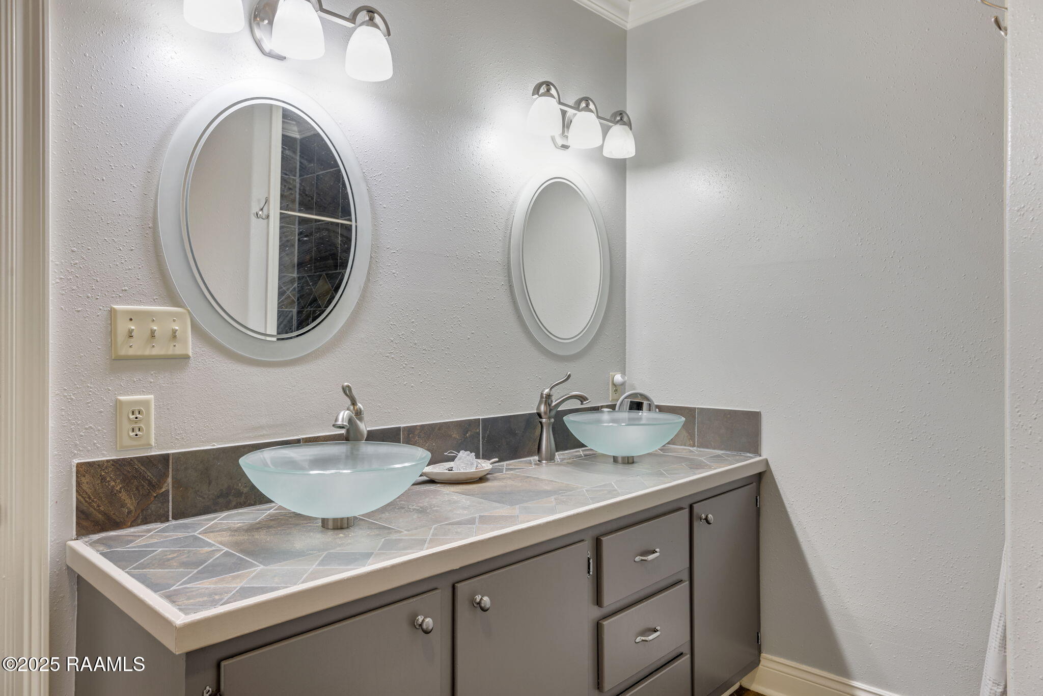 303 Sylvia Loop Scott, LA 70583 - Photo 18 of 33 17-web-or-mls-303 Sylvia Loop-17