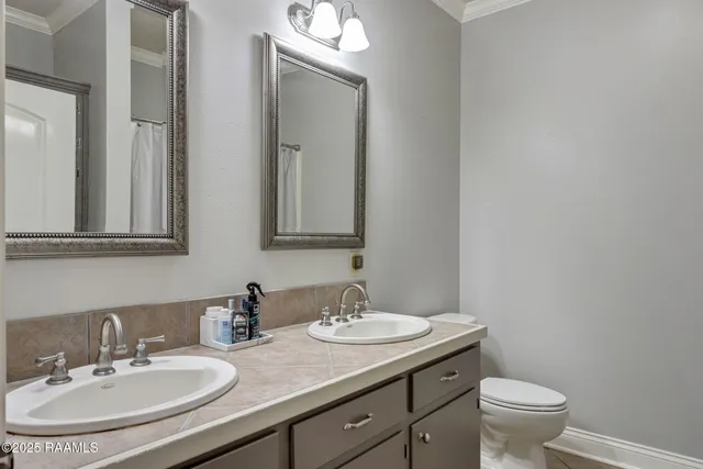 $369,000 | 303 Sylvia Loop, Scott, LA 70583