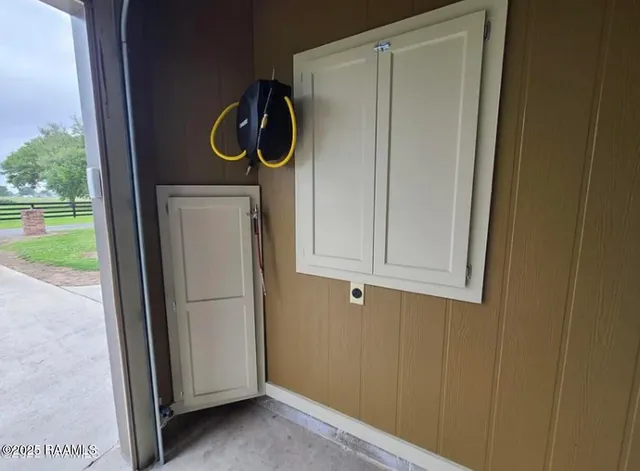 $369,000 | 303 Sylvia Loop, Scott, LA 70583