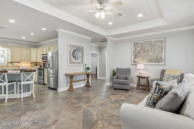 $369,000 | 303 Sylvia Loop, Scott, LA 70583