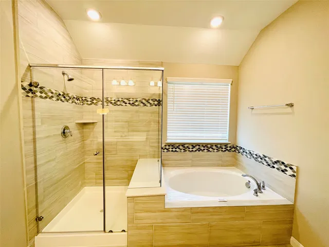 $2,670 | 2164 Woodland Pine Drive, Conroe, TX 77384