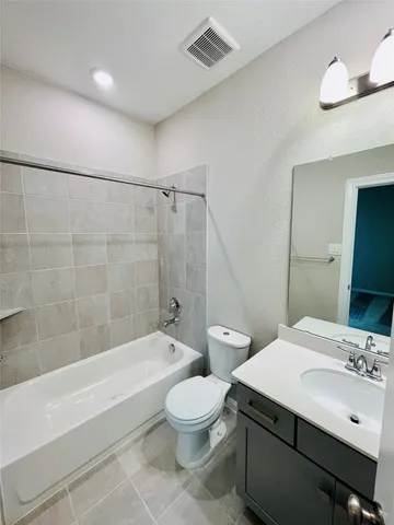 $2,670 | 2164 Woodland Pine Drive, Conroe, TX 77384