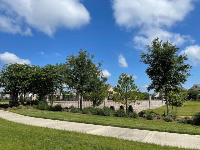 $2,670 | 2164 Woodland Pine Drive, Conroe, TX 77384