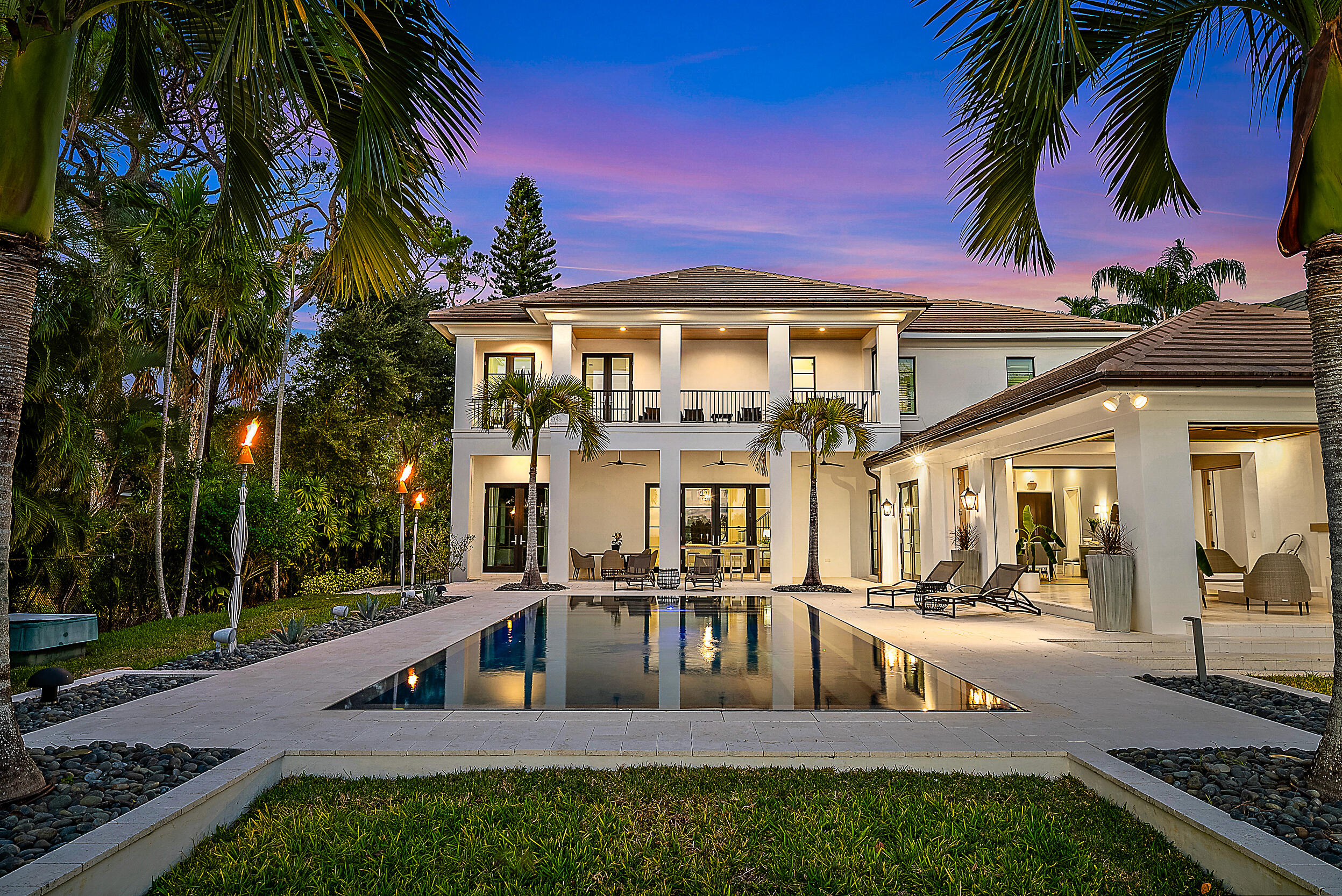 19651 North Riverside Drive Jupiter, FL 33469 - Photo 5 of 37 Rear Elevation