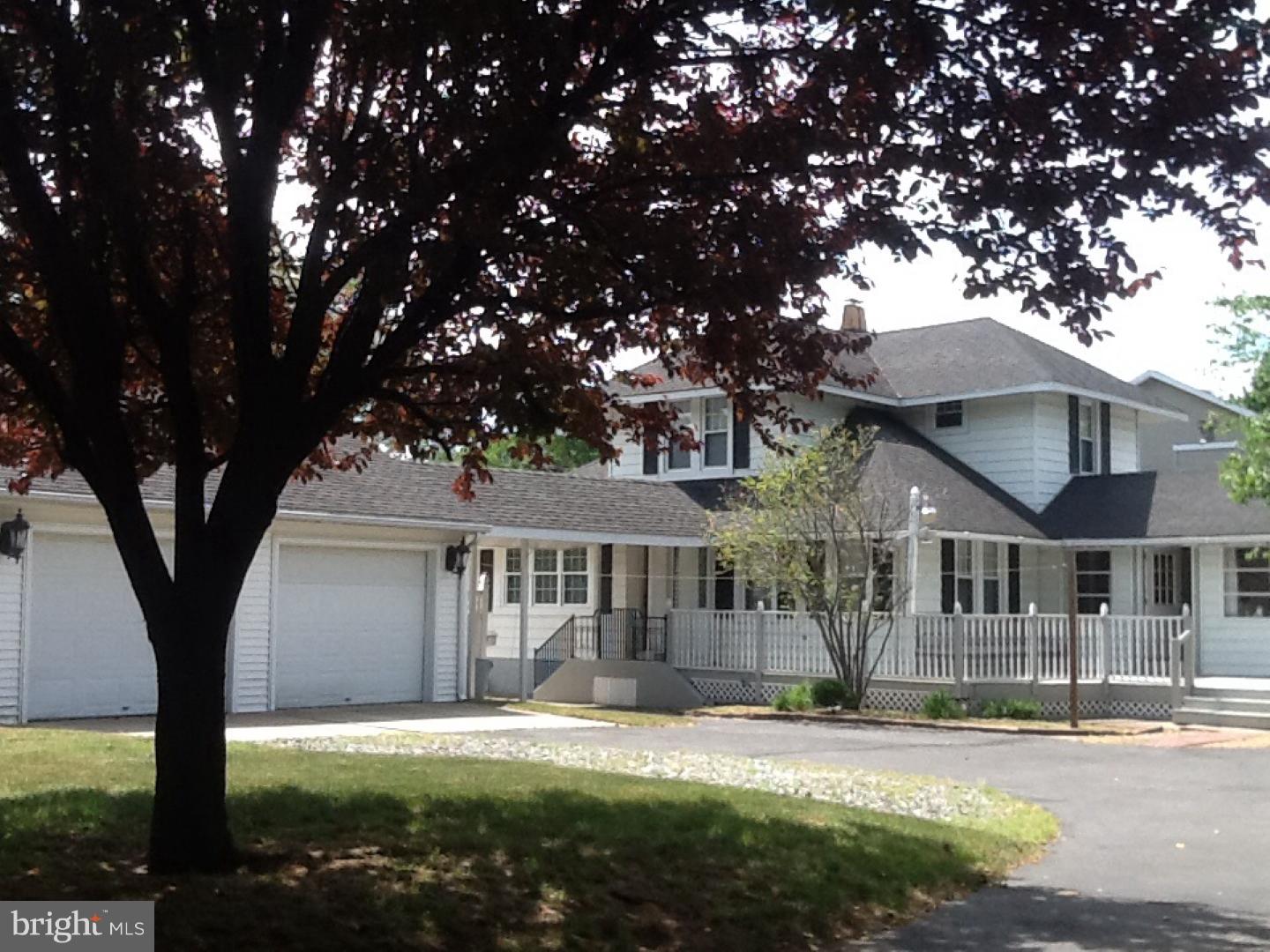 501 Dauphin Street Riverside, NJ 08075 - Photo 1 of 22