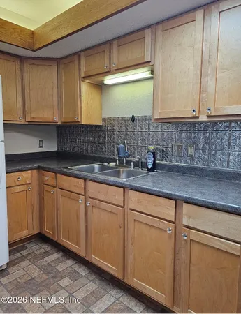 $1,700 | 3175 Ravines Road, Unit 3702, Middleburg, FL 32068